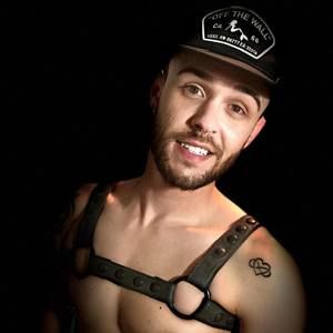 Meet your Posher, Dustin